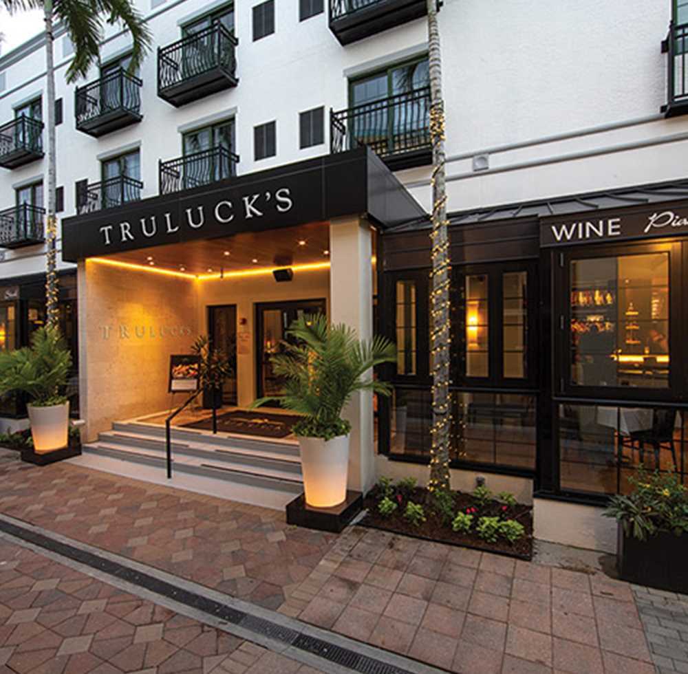 Truluck’s Exterior